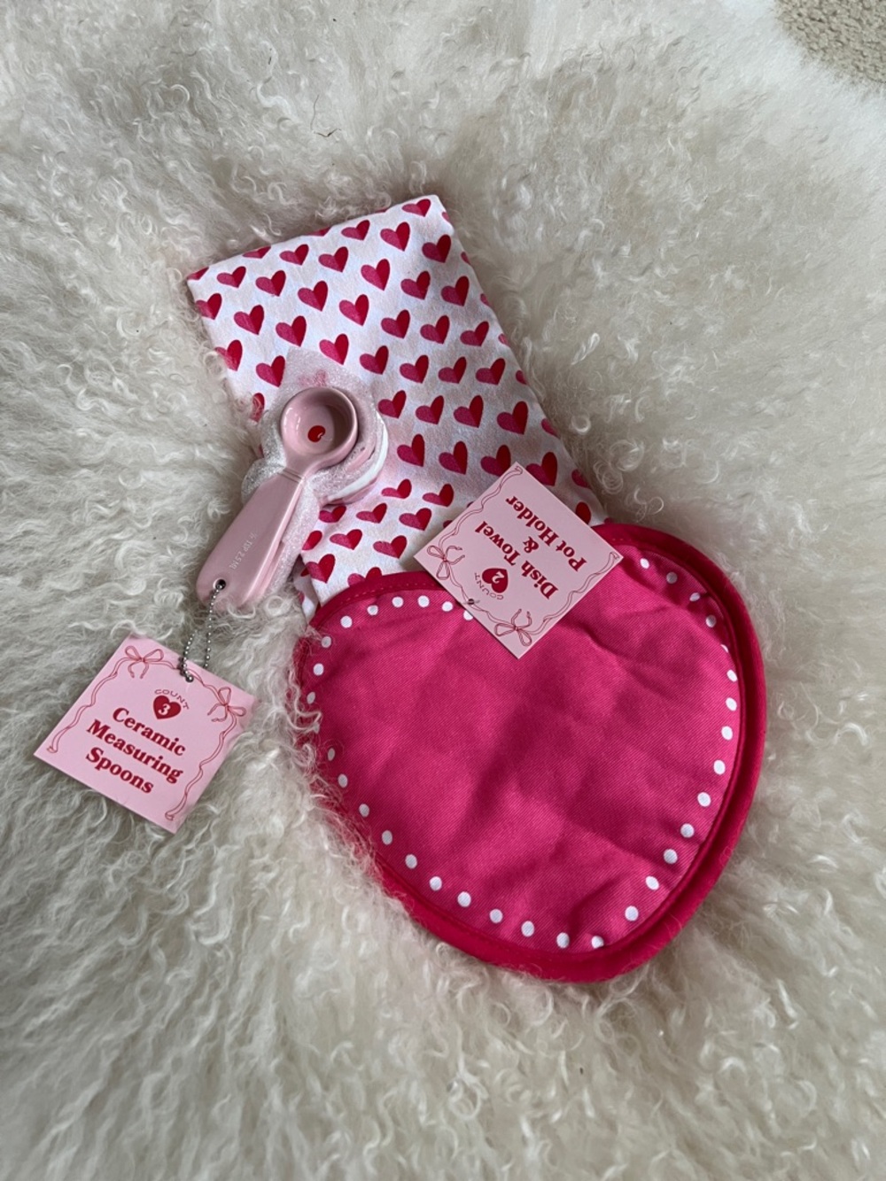Heart Oven Mitt & Ceramic Measuring Spoons Set - Pink